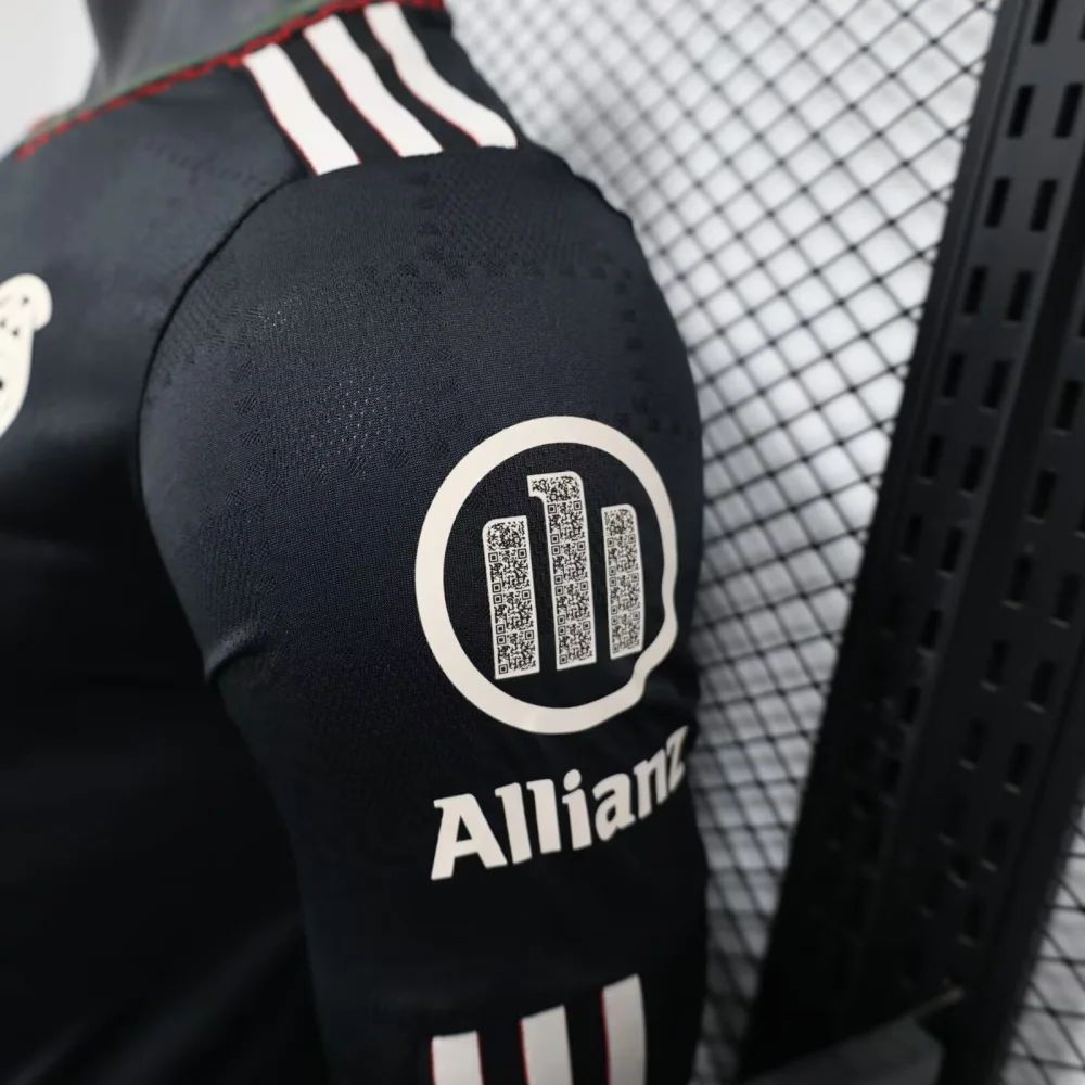Bayern Munich 2025-26 Champions League Short Sleeve Football Jersey, Player Version